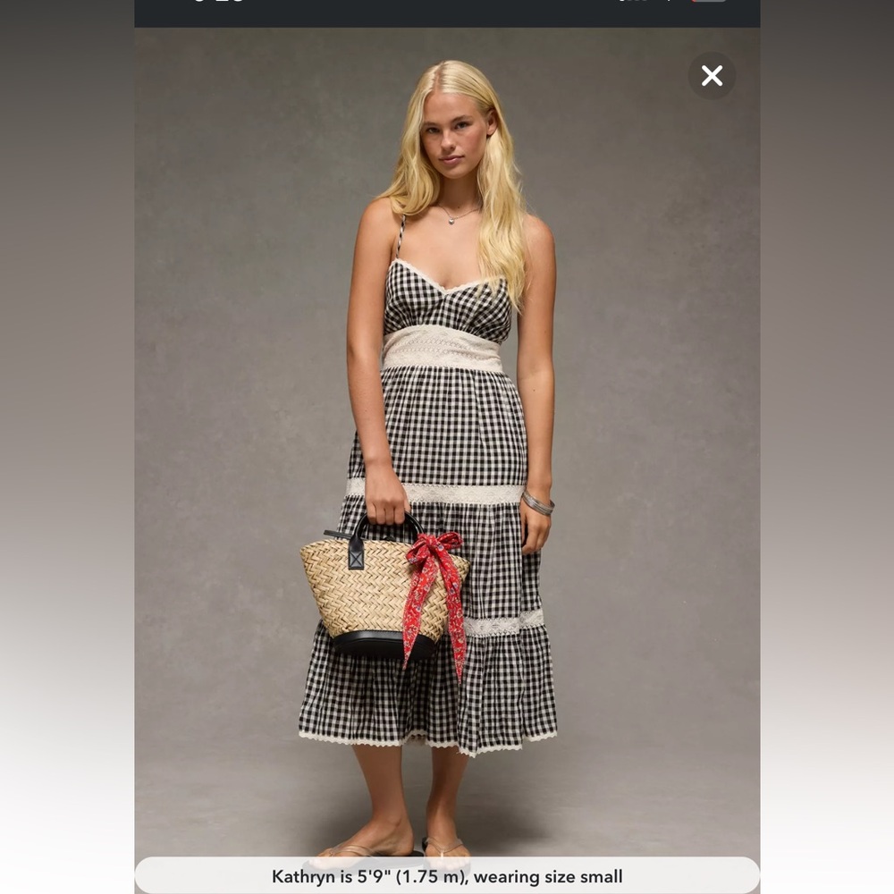 American eagle AE V-Neck Lace Tiered Maxi Dress SOLD OUT EVERYWHERE 🍁🍂